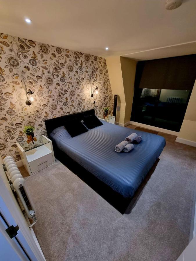 Stylish London Apartment With Terrace & Parking Zewnętrze zdjęcie